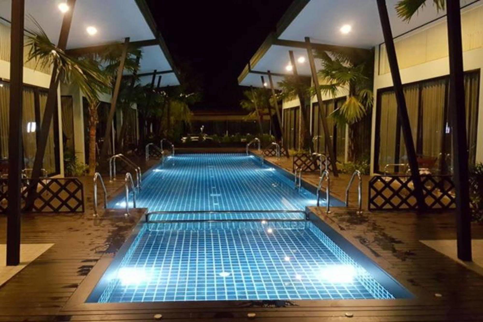 Jasmine Resort And Spa Khanom Ngoại thất bức ảnh